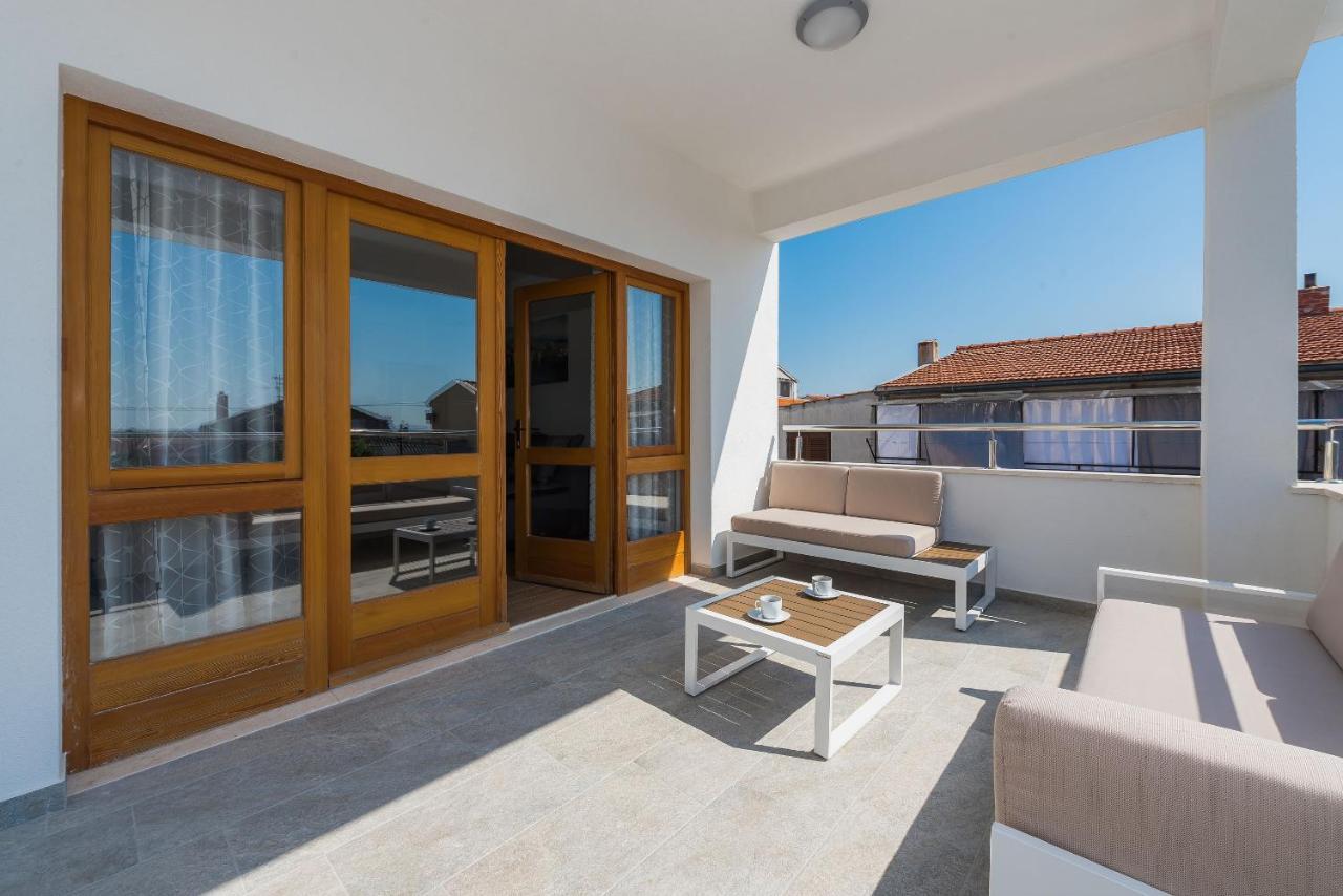 Apartments Baldo Vodice Exterior foto